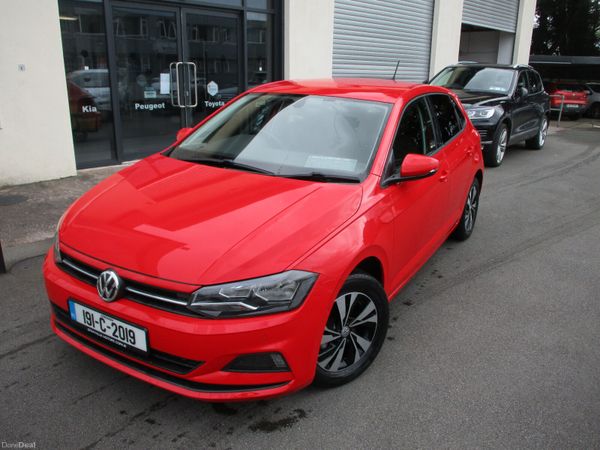 Volkswagen Polo Hatchback, Petrol, 2019, Red