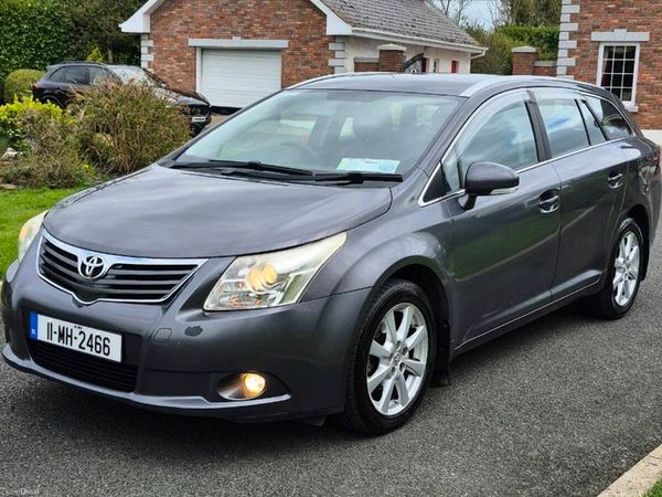 Toyota Avensis Estate, Diesel, 2011, Grey