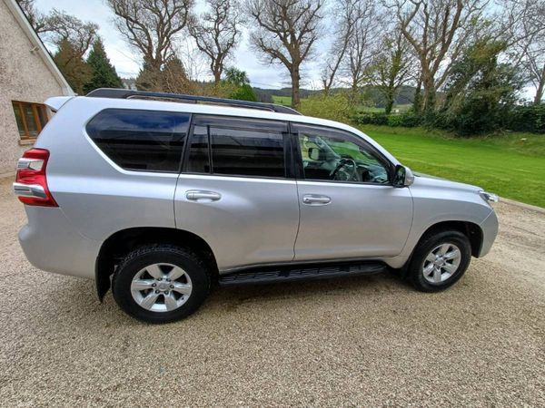 Toyota Land Cruiser SUV, Diesel, 2016, Silver