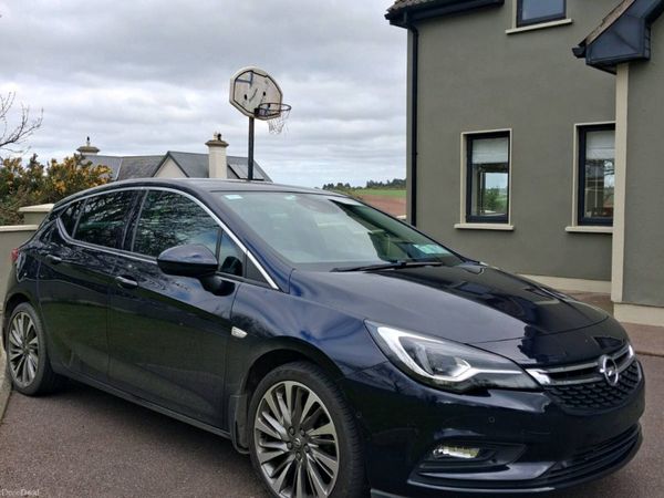 Opel Astra Hatchback, Petrol, 2019, Blue
