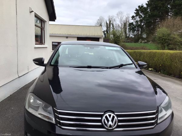 Volkswagen Passat Saloon, Diesel, 2013, Black