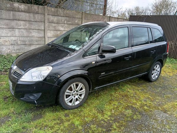 Vauxhall Zafira MPV, Petrol, 2010, Black