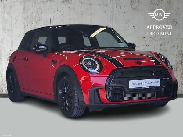 Mini Cooper Hatchback, Petrol, 2023, Red