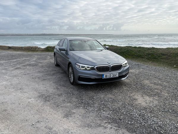 BMW 5-Series Saloon, Petrol Plug-in Hybrid, 2018, Blue