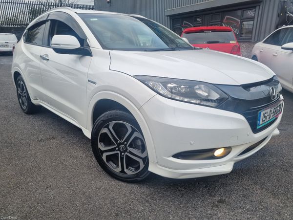 Honda Vezel MPV, Petrol Hybrid, 2015, White
