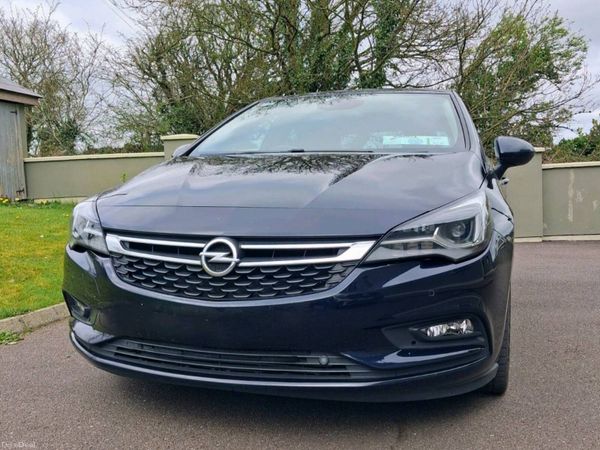 Opel Astra Hatchback, Petrol, 2019, Blue