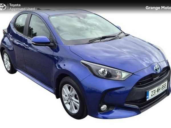 Toyota Yaris Hatchback, Petrol Hybrid, 2023, Blue