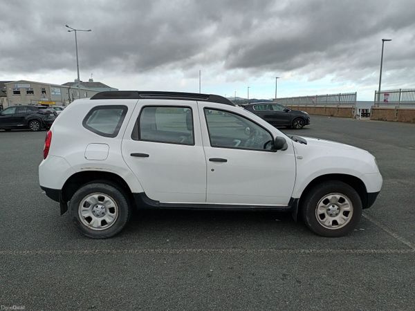 Dacia Duster SUV, Diesel, 2013, White
