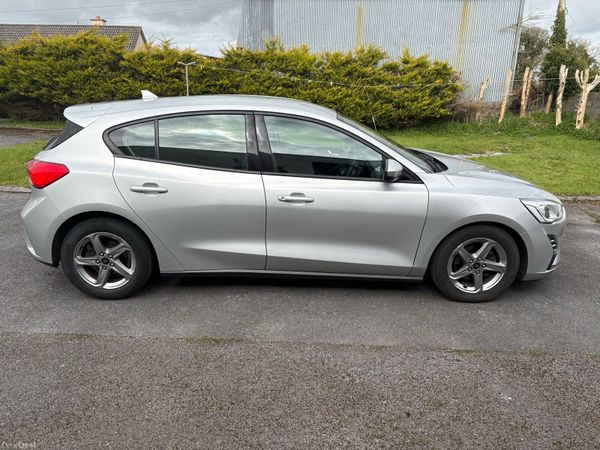 Ford Focus Hatchback, Diesel, 2018, Silver