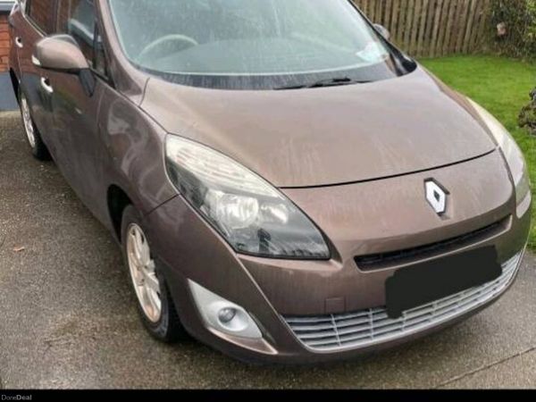 Renault Grand Scenic MPV, Diesel, 2010, Brown