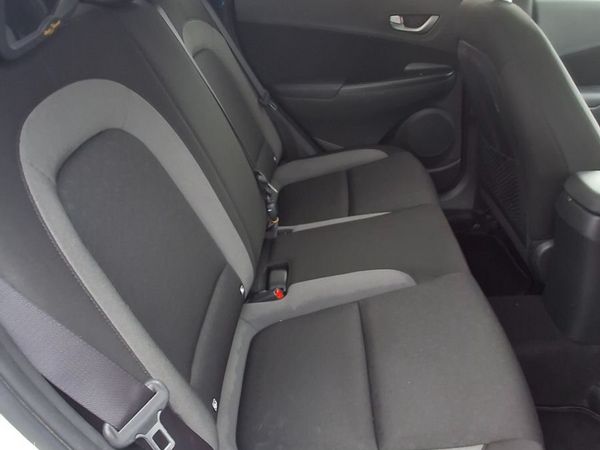 Hyundai KONA MPV, Diesel, 2020, White