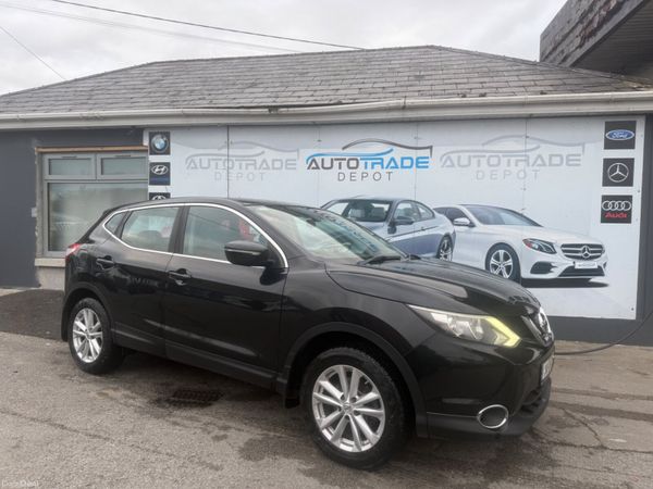 Nissan Qashqai Hatchback, Diesel, 2014, Black