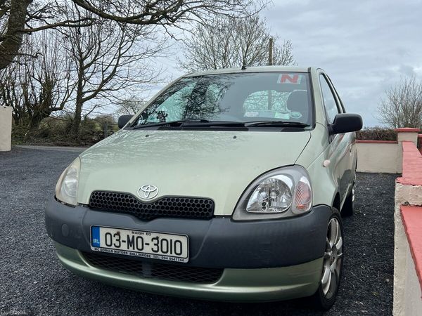 Toyota Yaris Hatchback, Petrol, 2003, Green