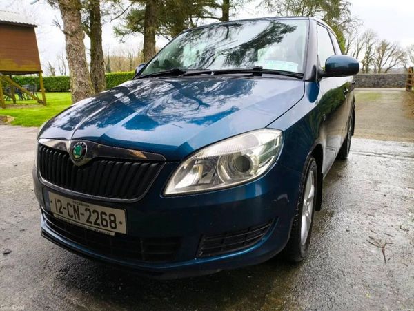 Skoda Fabia Hatchback, Diesel, 2012, Blue