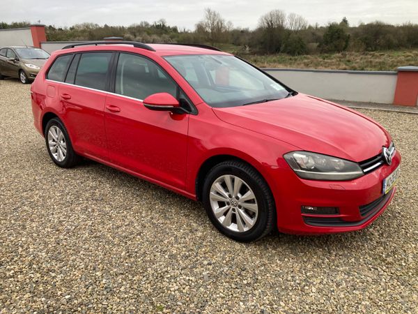 Volkswagen Golf Estate, Petrol, 2014, Red