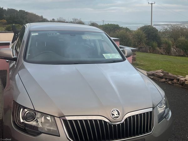 Skoda Superb Saloon, Diesel, 2015, Beige