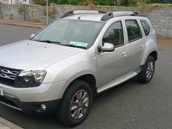 Dacia Duster SUV, Diesel, 2015, Silver