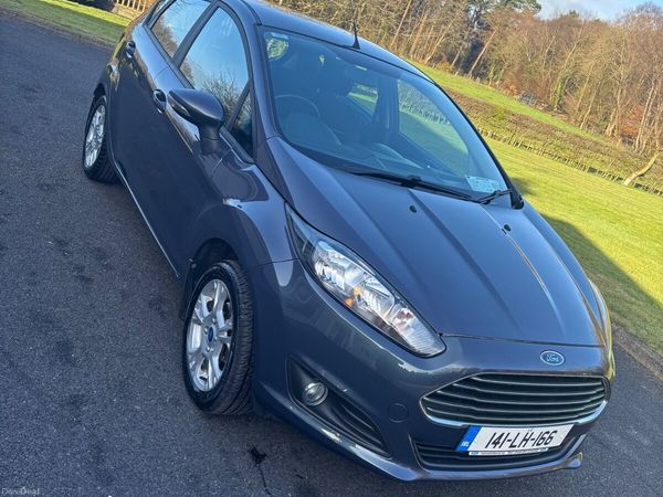 Ford Fiesta Hatchback, Petrol, 2014, Blue