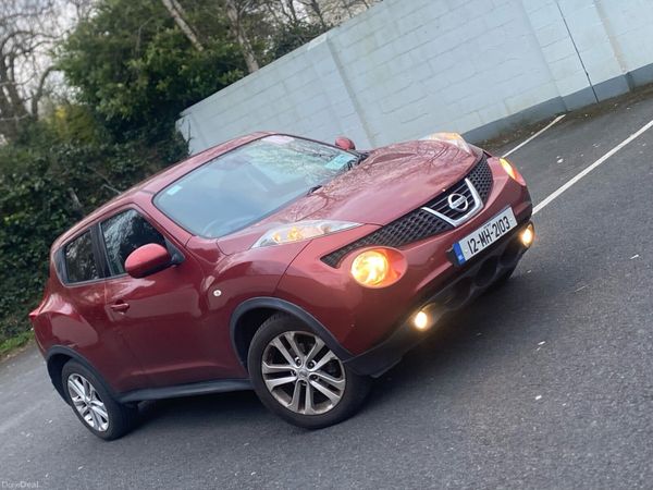Nissan Juke SUV, Diesel, 2012, Red