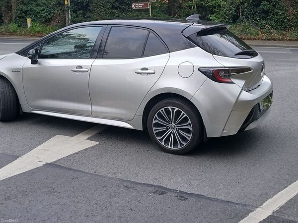 Toyota Corolla Hatchback, Petrol Hybrid, 2019, Grey