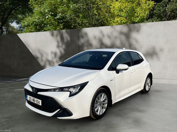 Toyota Corolla Hatchback, Petrol Hybrid, 2025, White