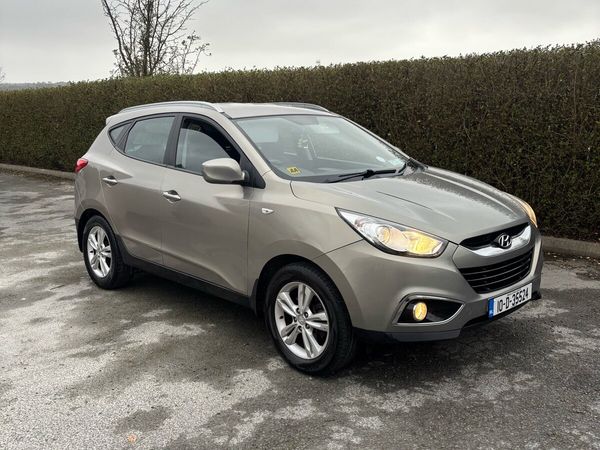 Hyundai ix35 SUV, Diesel, 2010, Silver