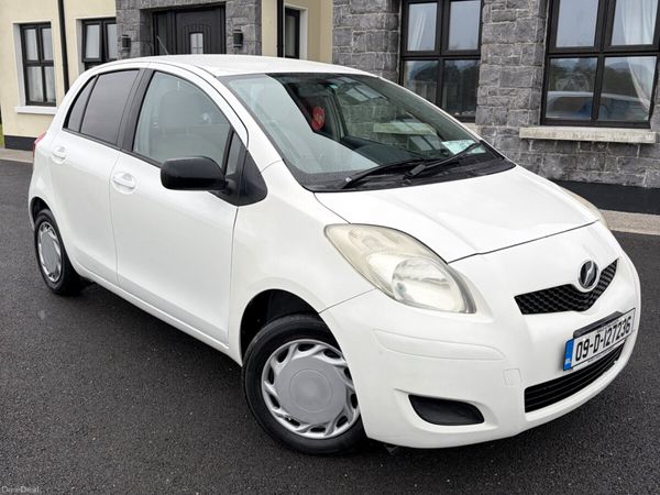 Toyota Vitz Hatchback, Petrol, 2009, White