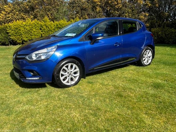 Renault Clio Hatchback, Petrol, 2019, Blue