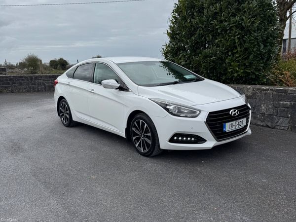 Hyundai i40 Saloon, Diesel, 2017, White