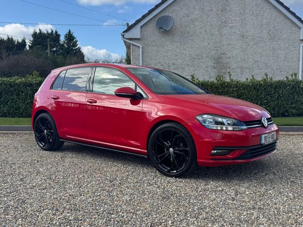 Volkswagen Golf Estate, Petrol, 2019, Red
