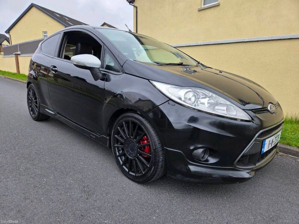 Ford Fiesta Hatchback, Petrol, 2011, Black