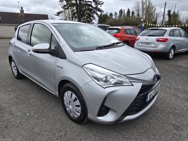 Toyota Vitz Hatchback, Petrol Hybrid, 2018, Silver