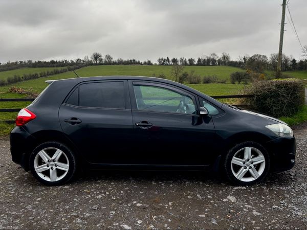 Toyota Auris Hatchback, Petrol, 2010, Black