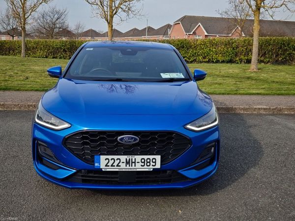 Ford Focus Hatchback, Petrol, 2022, Blue