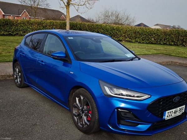 Ford Focus Hatchback, Petrol, 2022, Blue