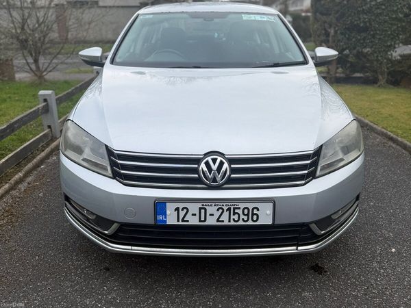 Volkswagen Passat Saloon, Diesel, 2012, Silver
