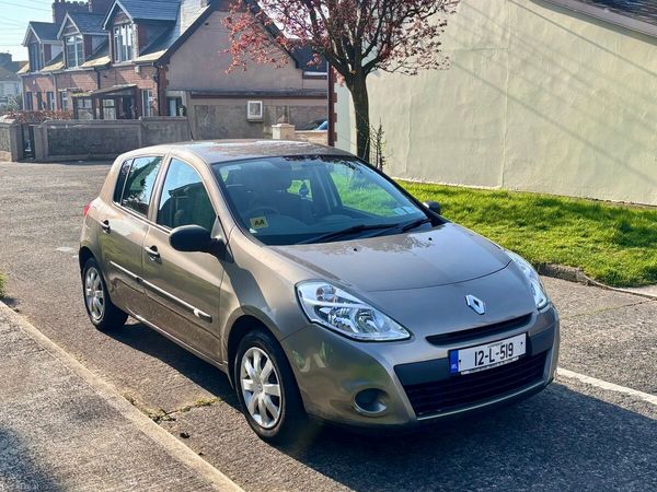 Renault Clio Hatchback, Ethanol Petrol, 2012, Gold