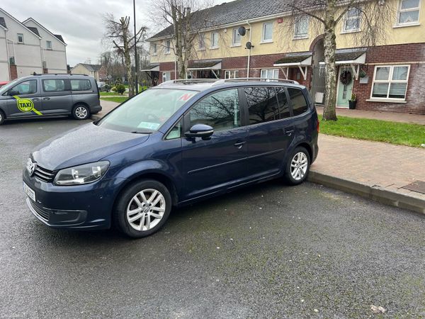 Volkswagen Touran MPV, Diesel, 2012, Blue
