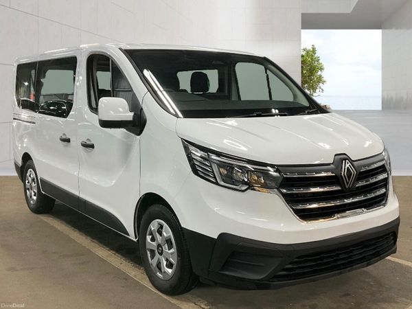 Renault Trafic Minibus, Diesel, 2025, White