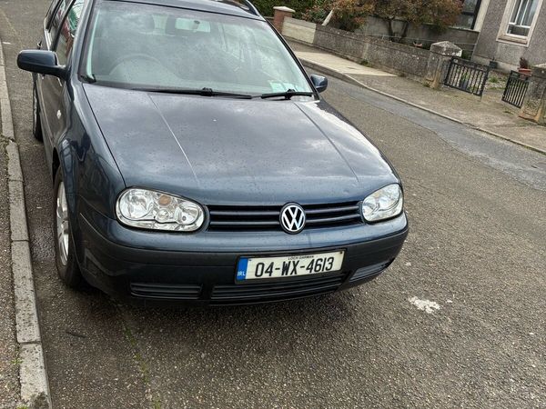 Volkswagen Polo Hatchback, Petrol, 2004, Silver