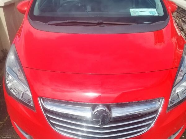 Vauxhall Meriva MPV, Petrol, 2016, Red