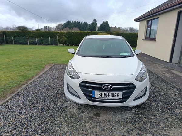 Hyundai i30 Hatchback, Diesel, 2016, White
