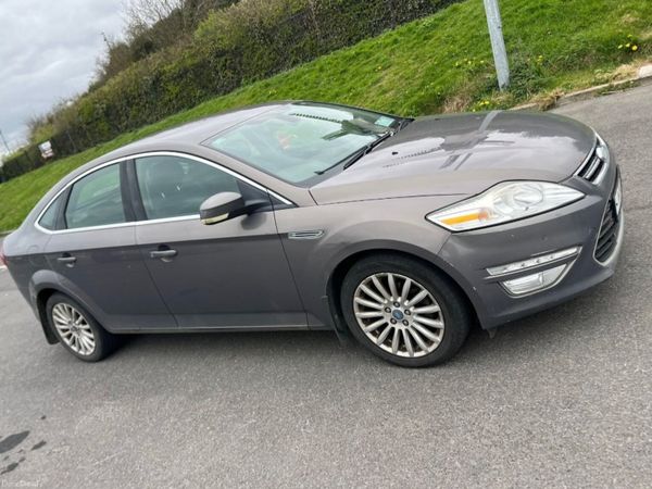Ford Mondeo Hatchback, Diesel, 2011, Brown