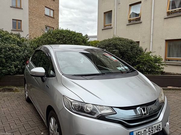 Honda Fit Hatchback, Petrol Hybrid, 2015, Silver