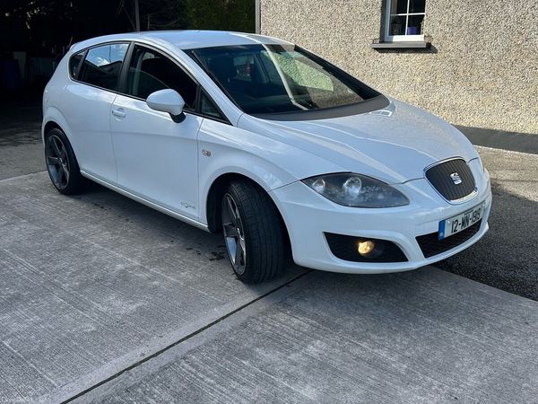 SEAT Leon Hatchback, Diesel, 2012, White