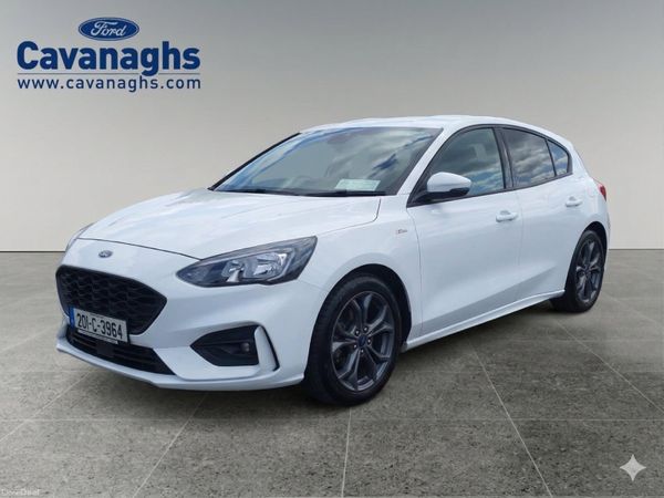 Ford Focus Hatchback, Petrol, 2020, White
