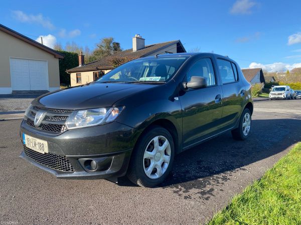 Dacia Sandero Hatchback, Petrol, 2015, Black