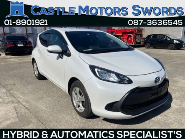 Toyota Aqua Hatchback, Petrol Hybrid, 2023, White