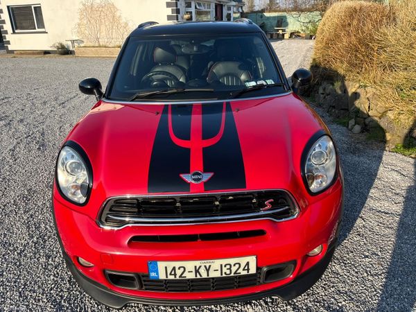 Mini Countryman Hatchback, Diesel, 2014, Red