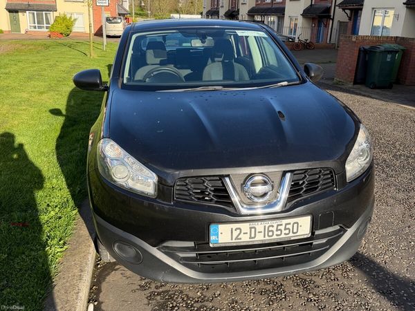 Nissan Qashqai Hatchback, Diesel, 2012, Black
